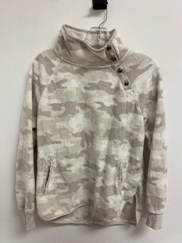 sweatshirts with glitter trim -Athletic Sweatshirt Collar By Green Tea In Camouflage Print, Size: M